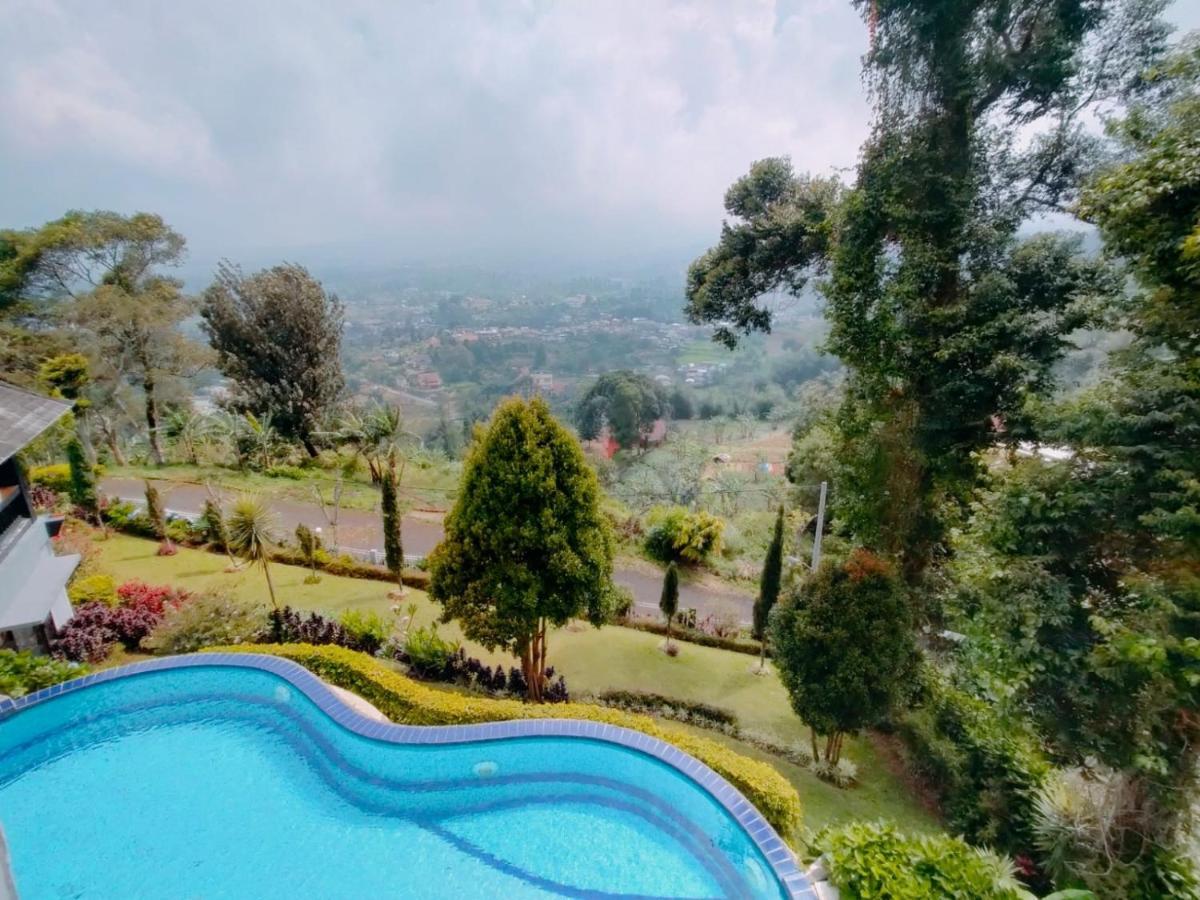 Villa Santika Puncak Pass Cimacan Zewnętrze zdjęcie